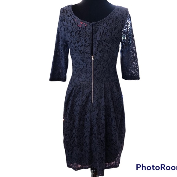 Betsey Johnson Womens Lace Scoop Neck Mini Dress Navy Blue size 6 3/4 Sleeves - Picture 2 of 6